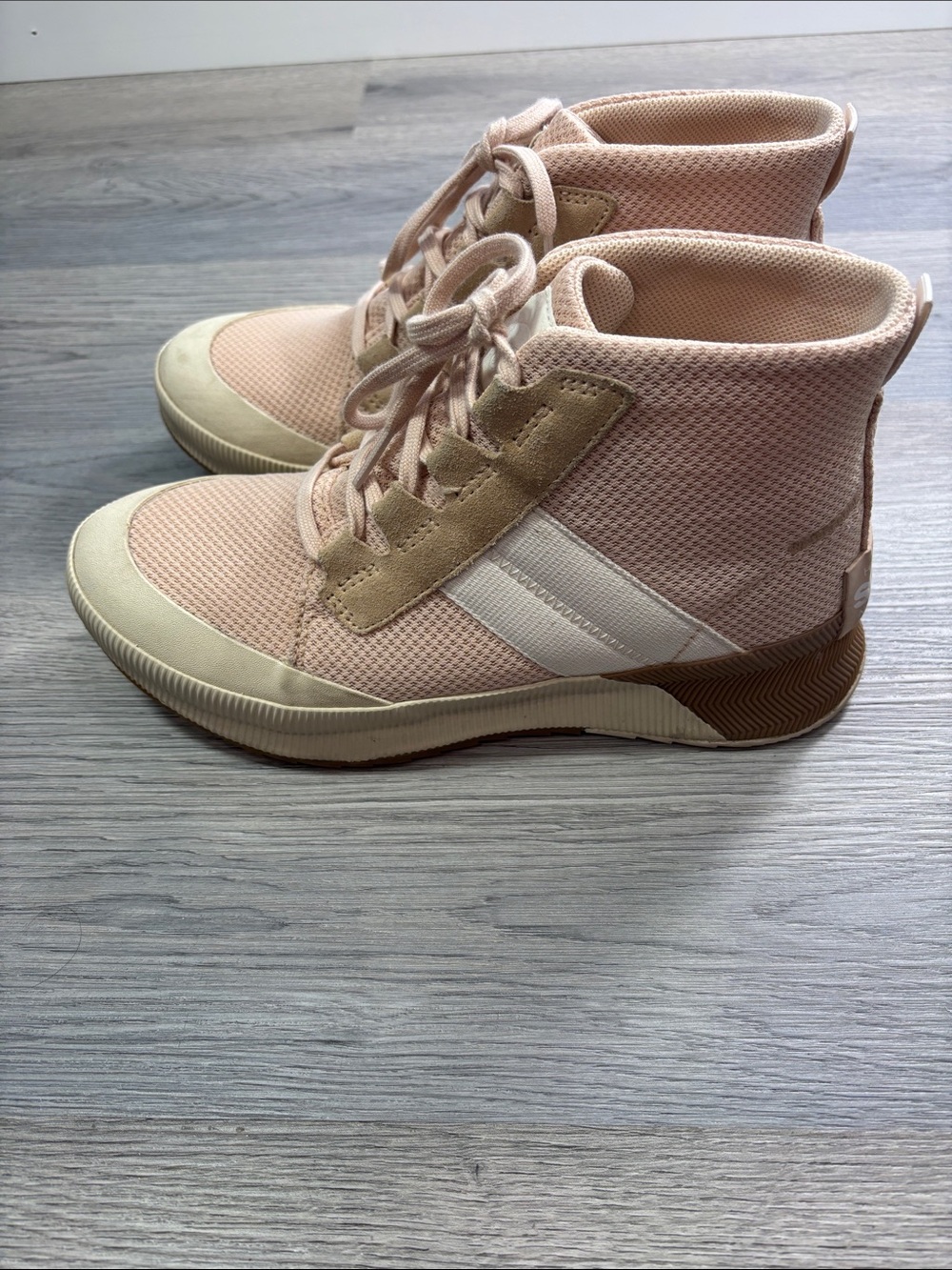 Sorel Out 'N About III Women’s Nova Chalk Sand Sneakers - size 9 - Picture 6 of 10